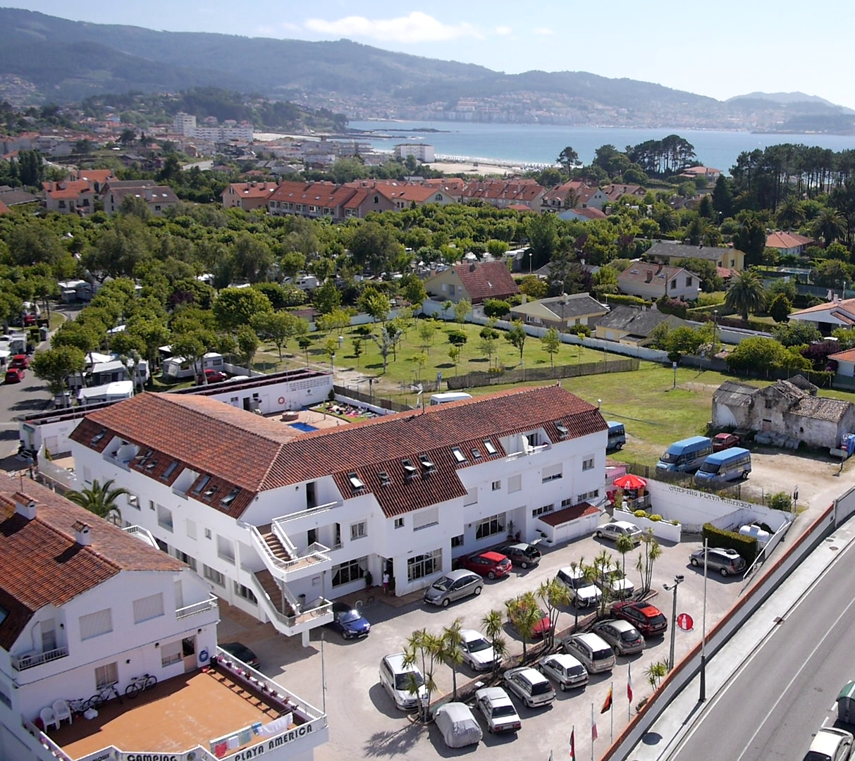 aerea apartamentos y playa america